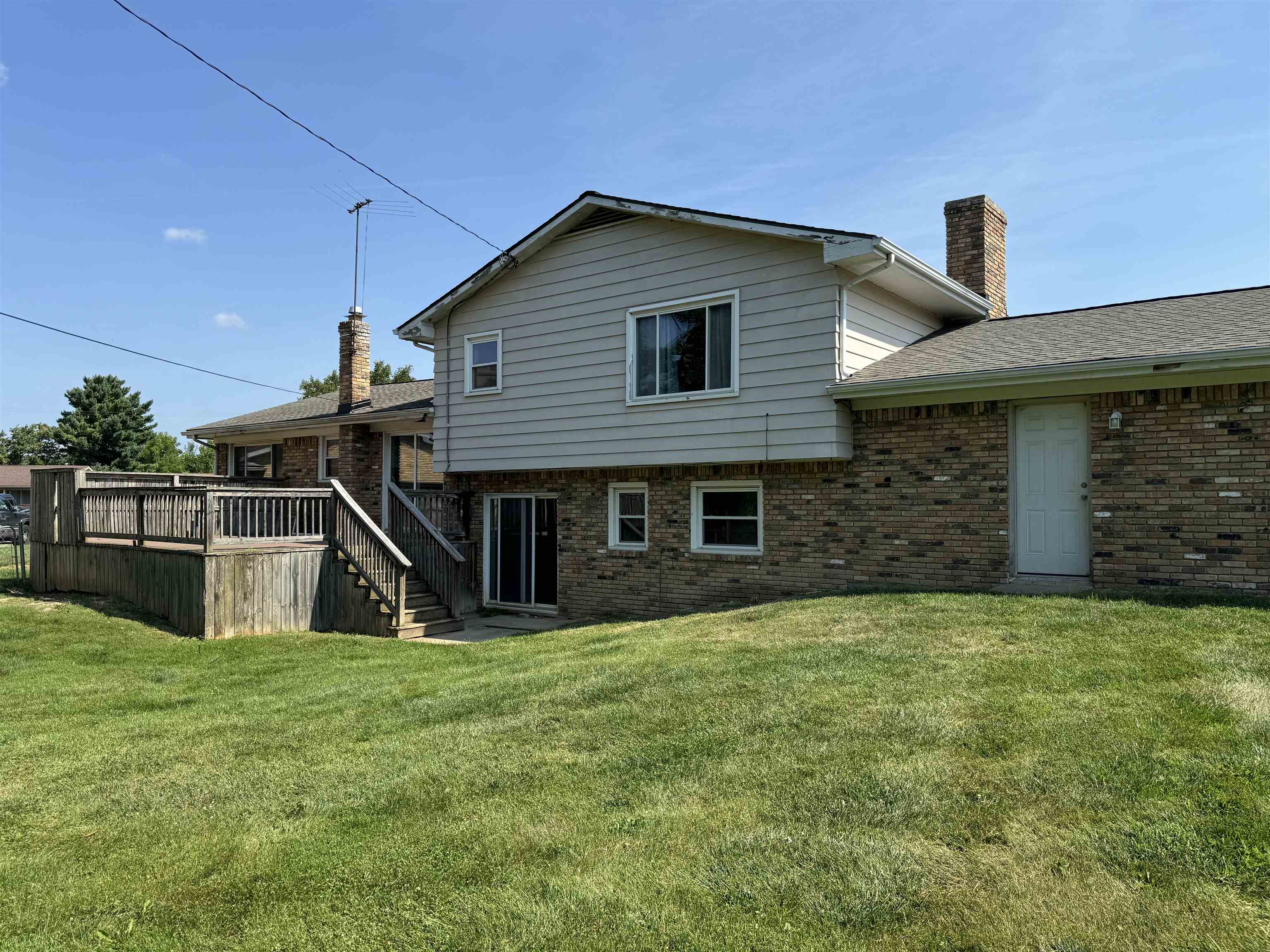 1573 Wagon Wheel Drive