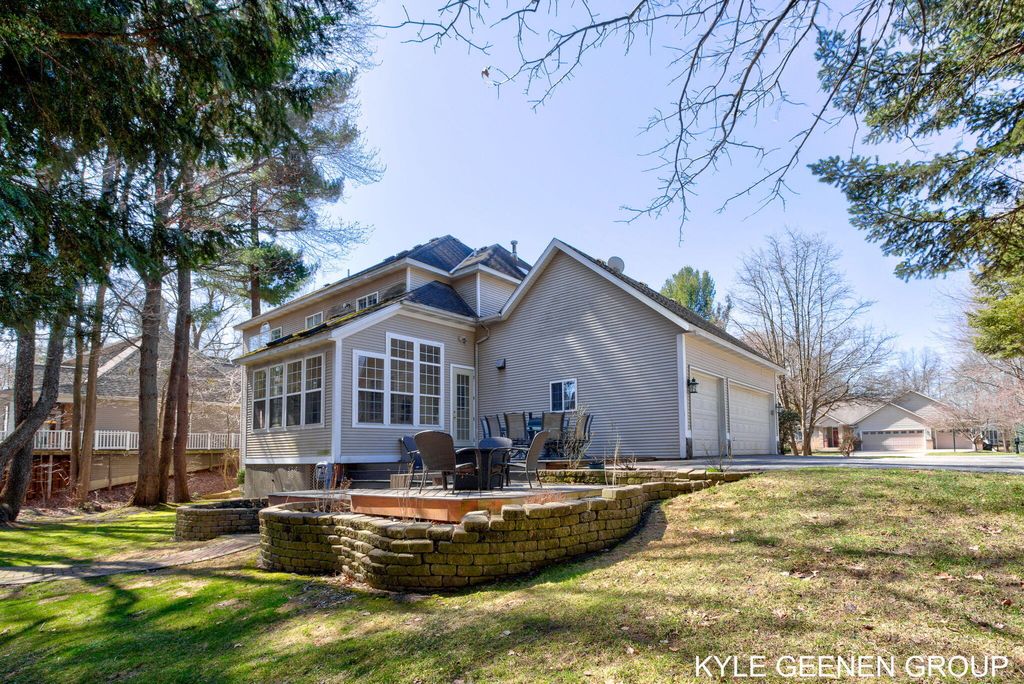 listing image 44