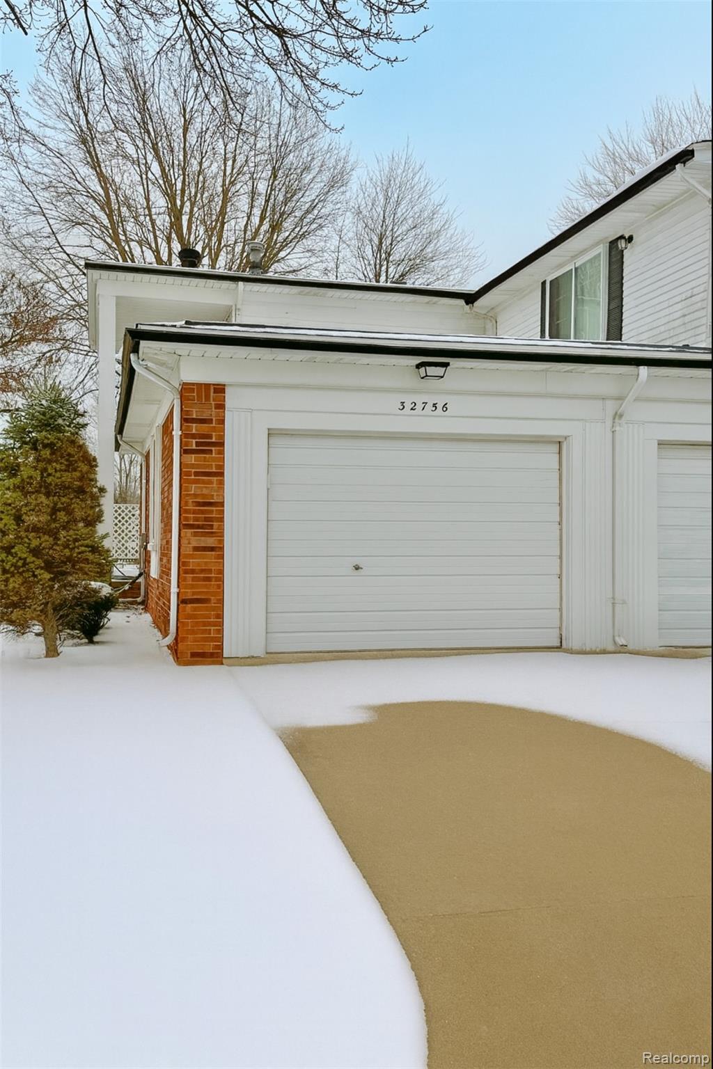 32756 Barclay Square