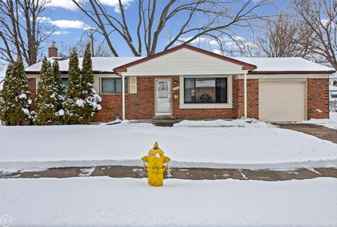 34531 CHOPE Place Clinton Charter Township MI 48035