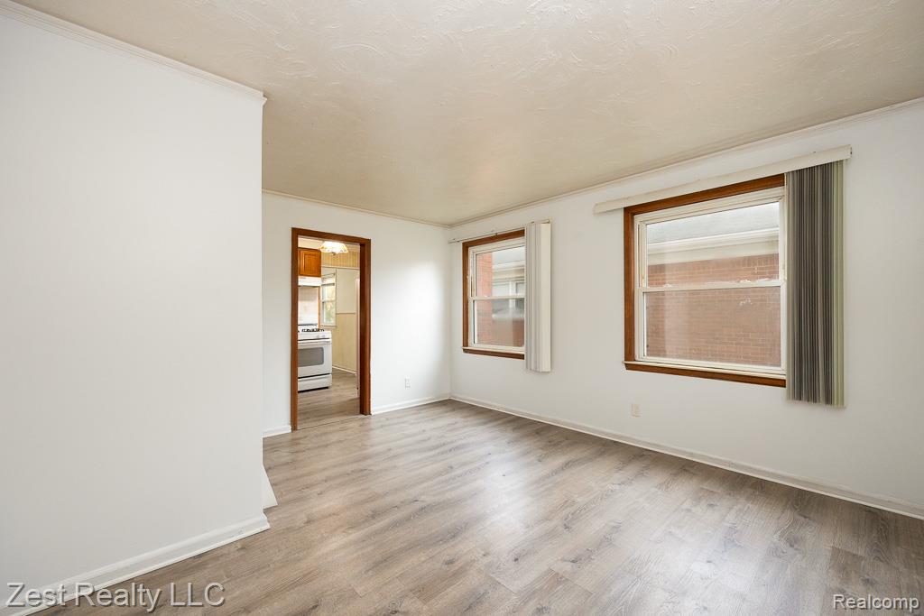 1012 Cloverlawn Boulevard