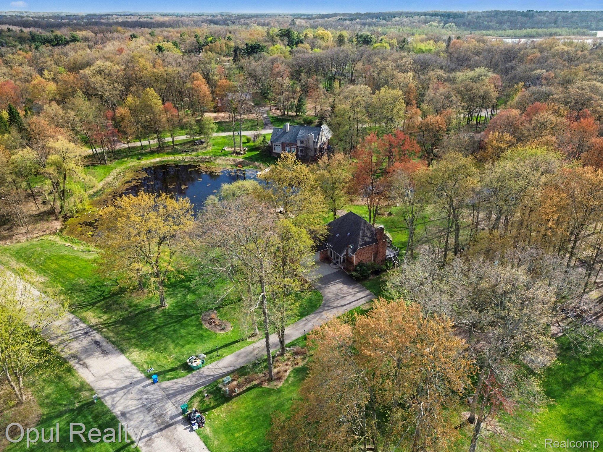 3575 Clark Circle