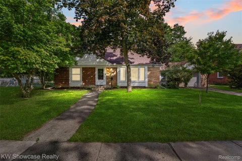 Photo for 15086 Delaware Avenue
