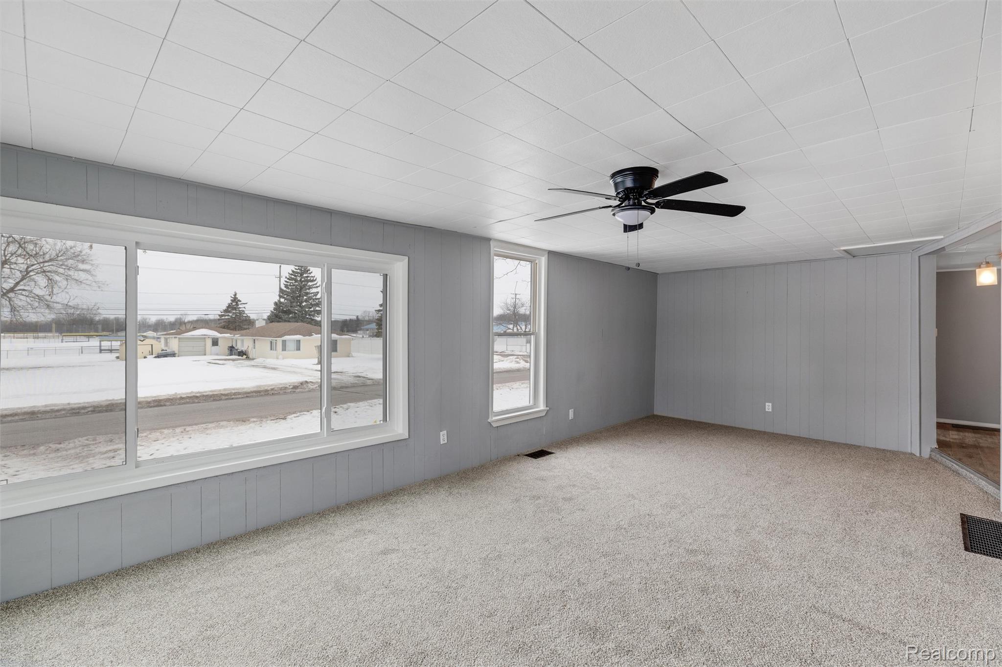 209 W Aldrich Street W