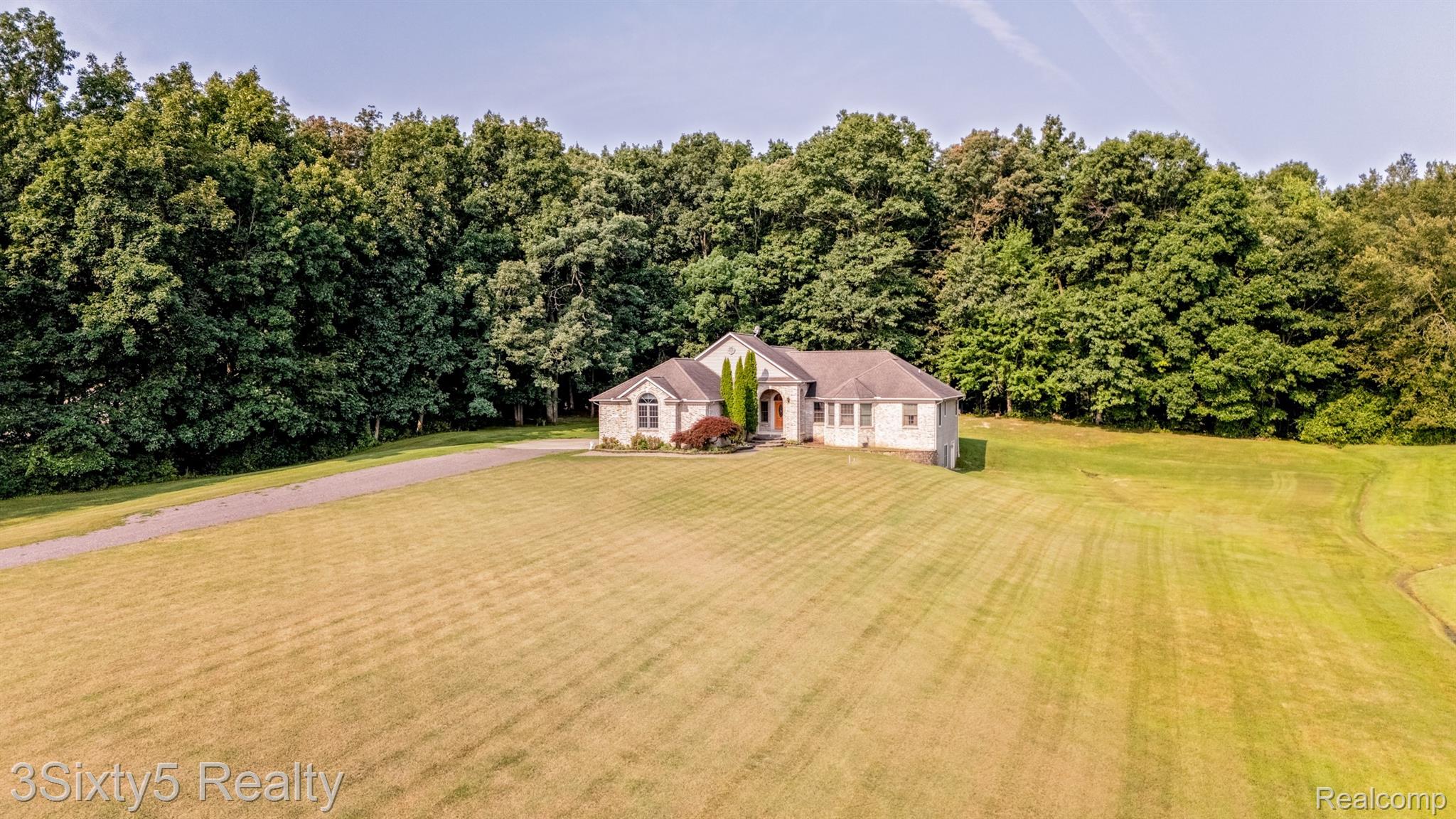 597 Country Meadows Trail