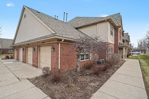 11712 Farmington Road Livonia City MI 48150