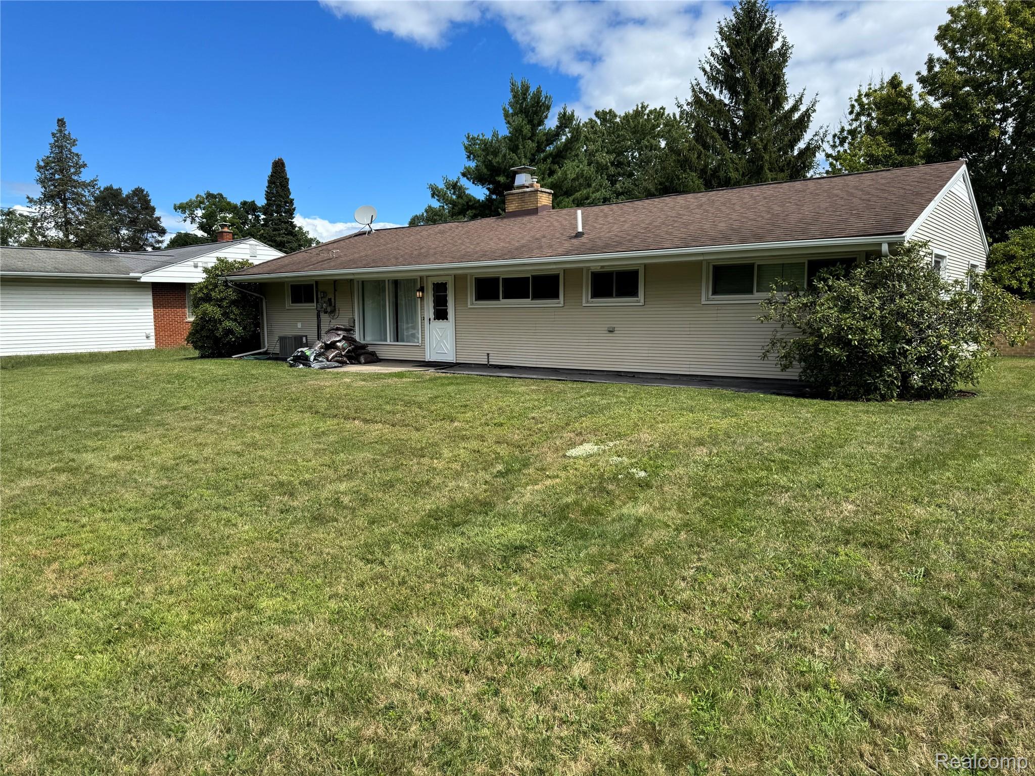 2258 Middlebelt Road