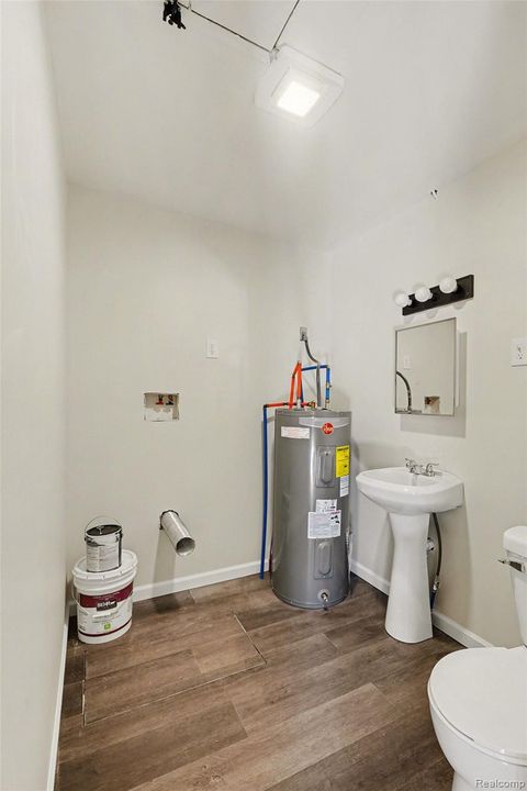 Tiny photo for 3401 N Center Road, Flint City, MI 48506 (MLS # 20261008138)