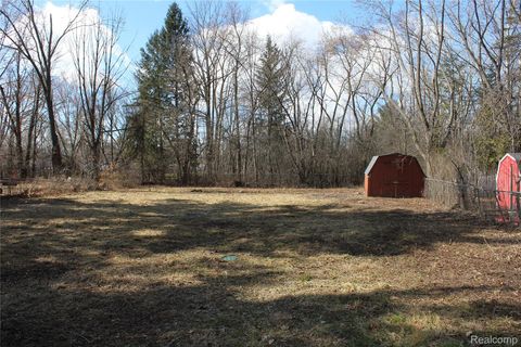 Tiny photo for 3401 N Center Road, Flint City, MI 48506 (MLS # 20261008138)