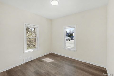 Tiny photo for 3401 N Center Road, Flint City, MI 48506 (MLS # 20261008138)