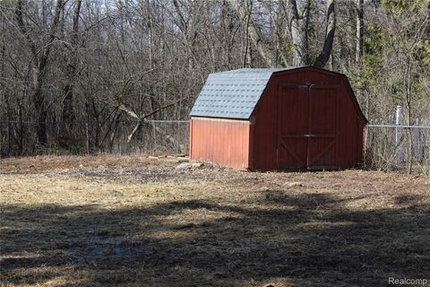 Tiny photo for 3401 N Center Road, Flint City, MI 48506 (MLS # 20261008138)