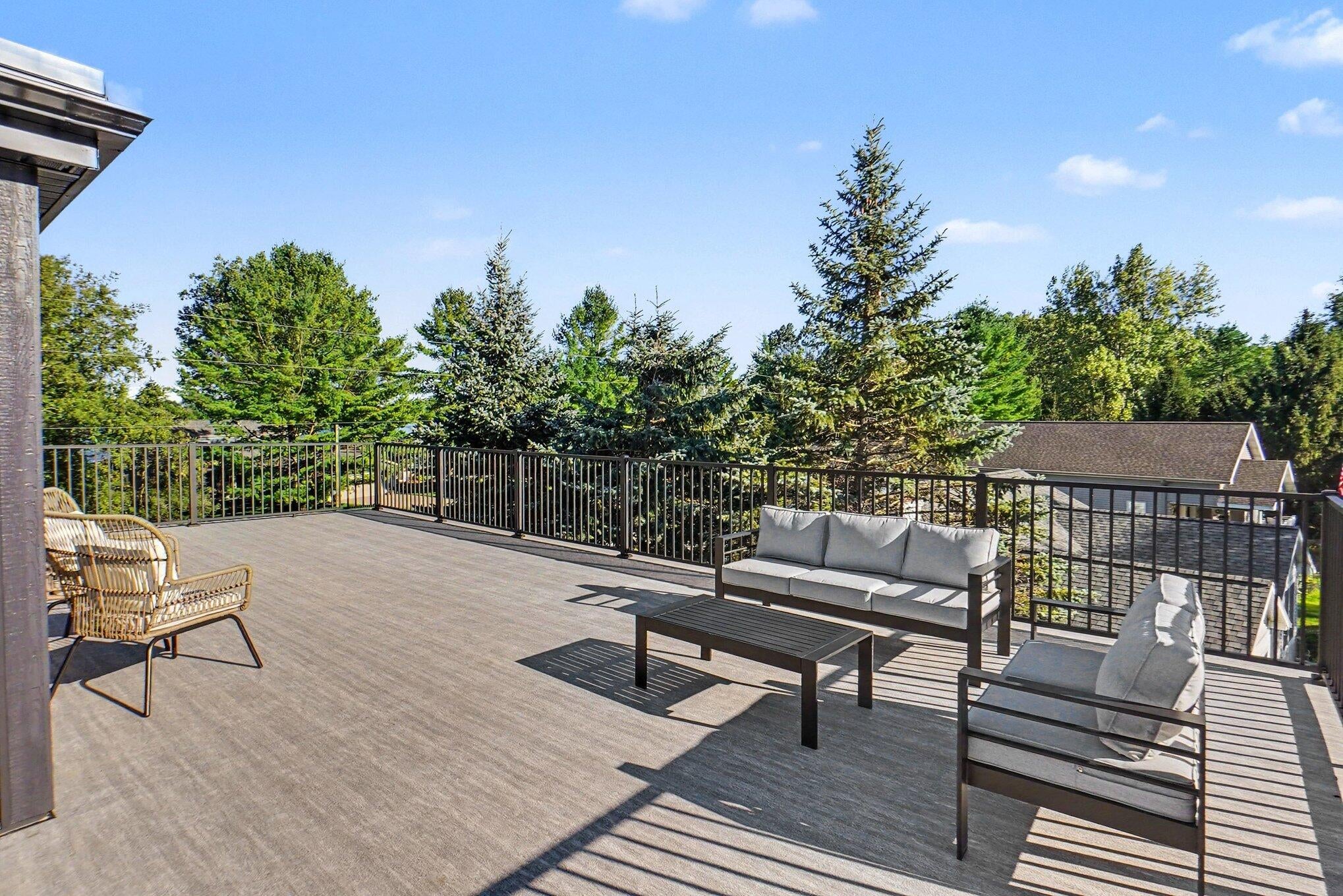 8135 Island Court