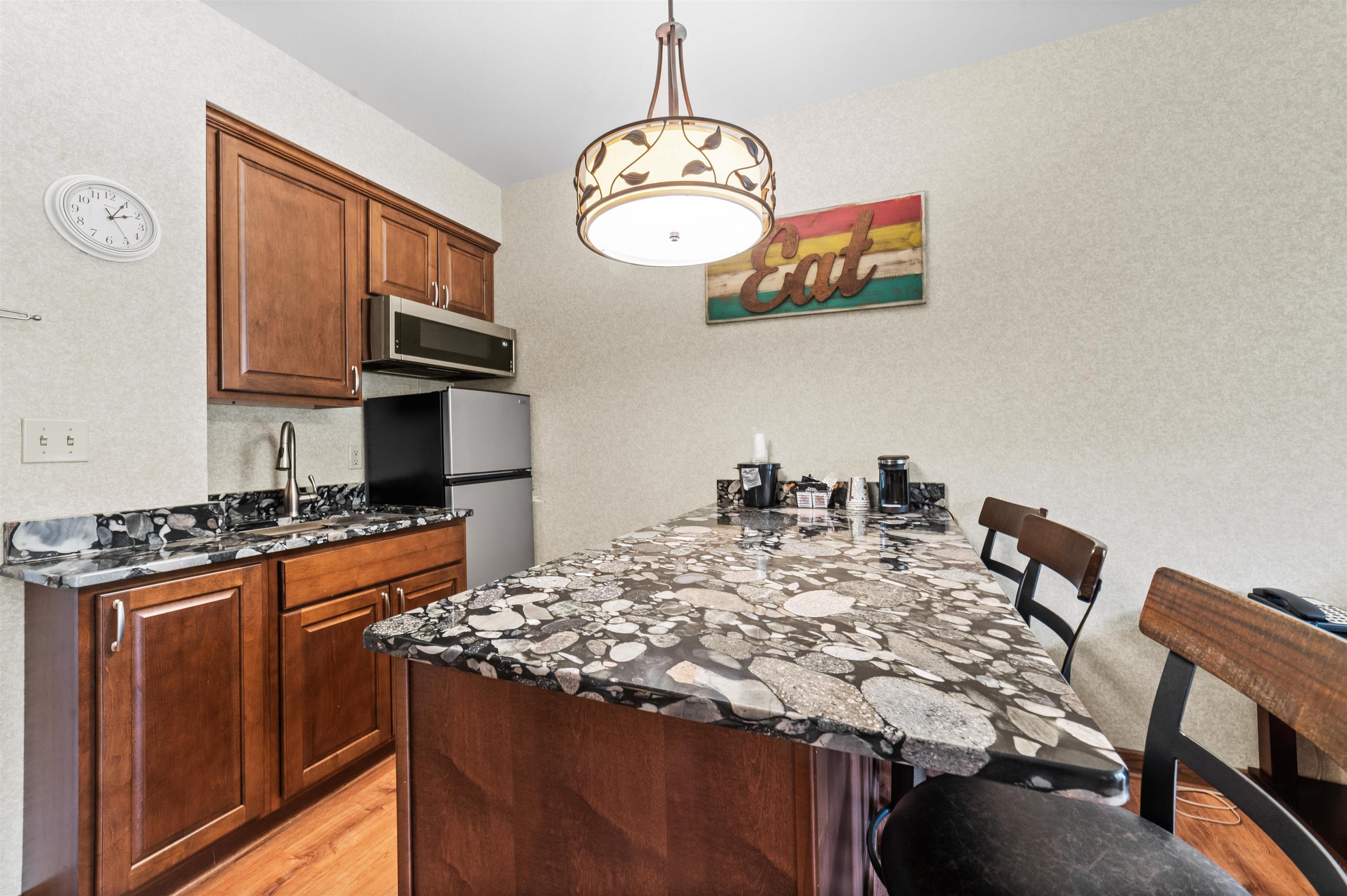 2400 Troon South
