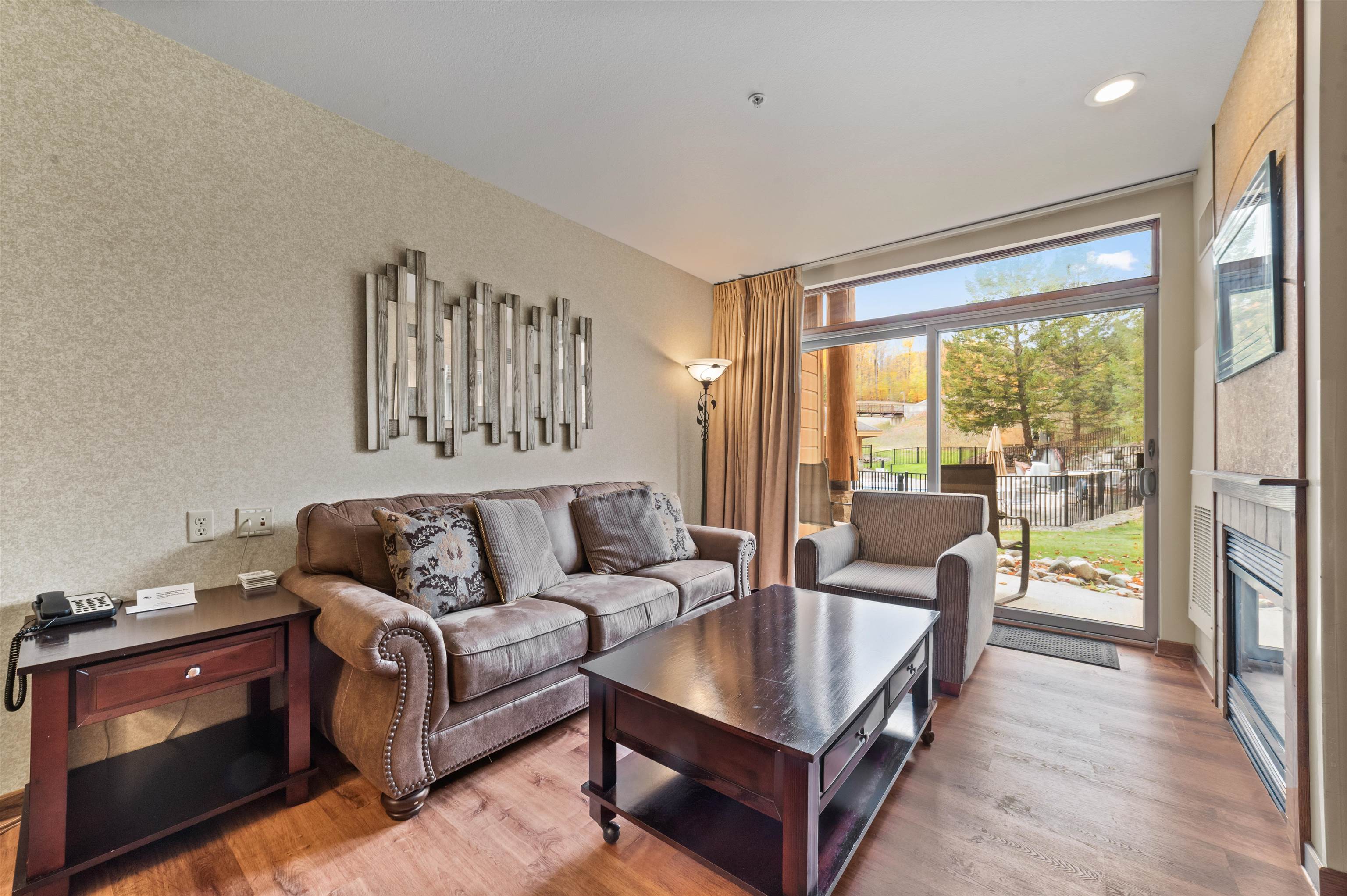 2400 Troon South