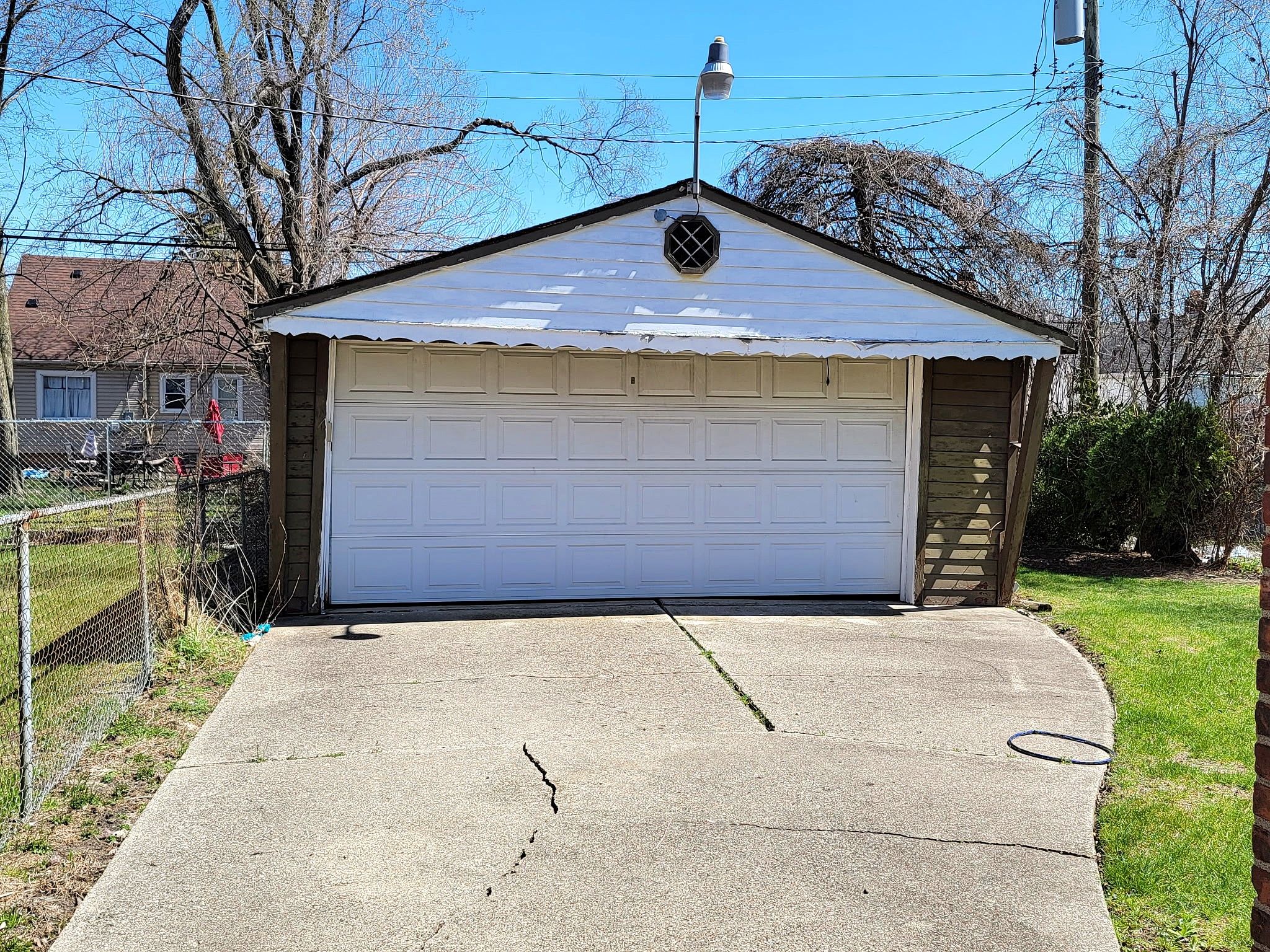 20194 MANOR Street