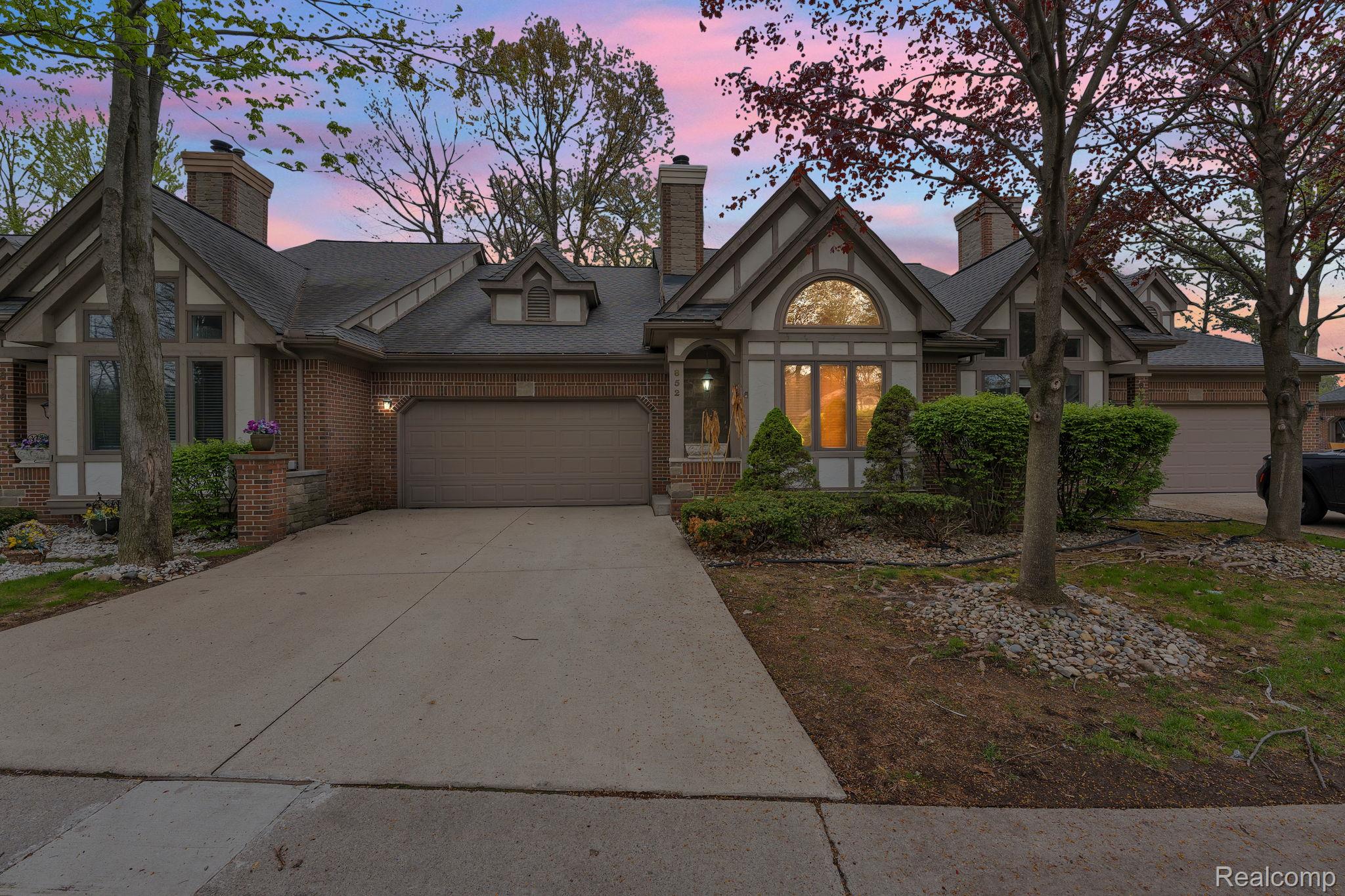 852 N Beech Daly Road
