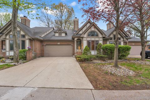 Photo of 852 N Beech Daly Road, Dearborn Heights City, MI 48127 (MLS # 20261028734)