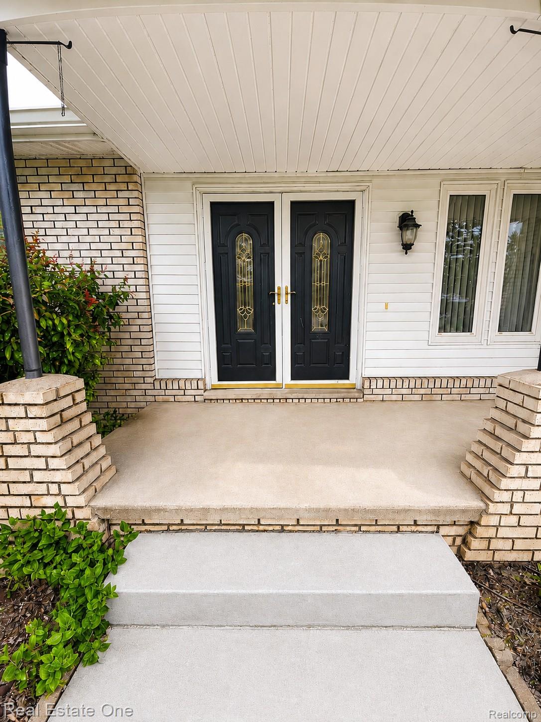 2553 Bullard Road