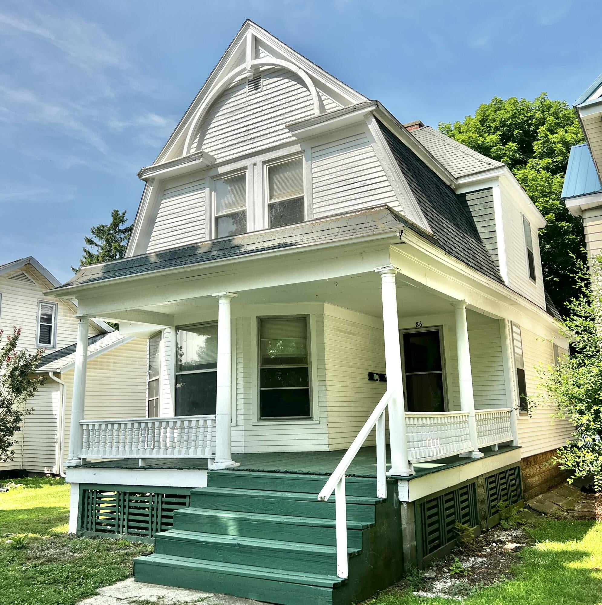 86 S Howell Street