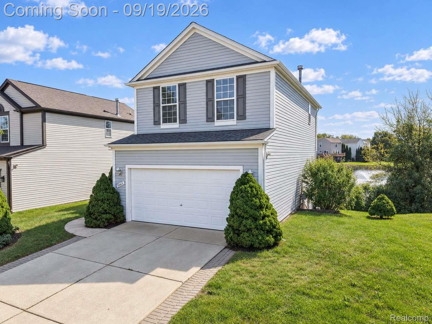 10065 Edgewater Trail