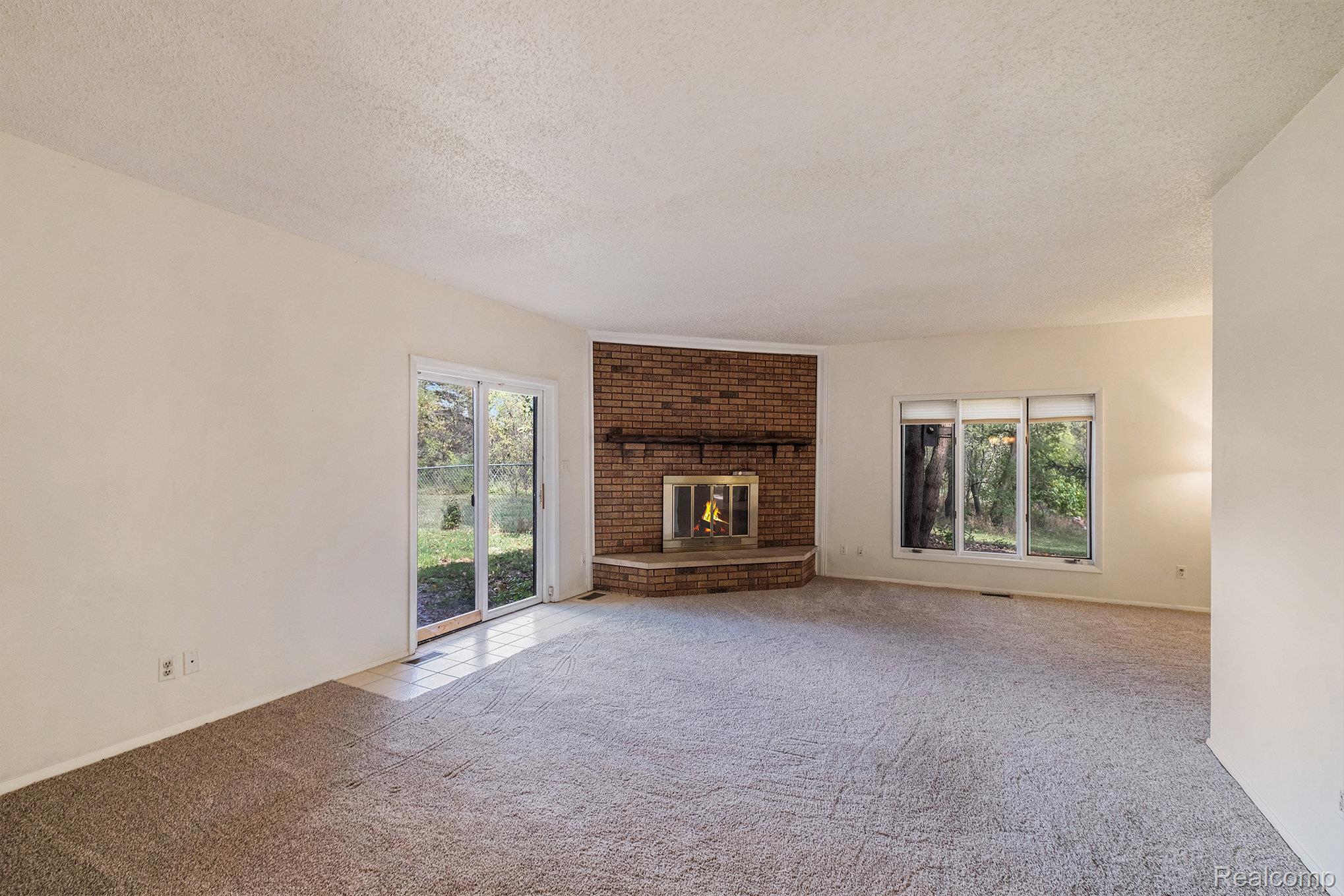12345 Alcoy Drive