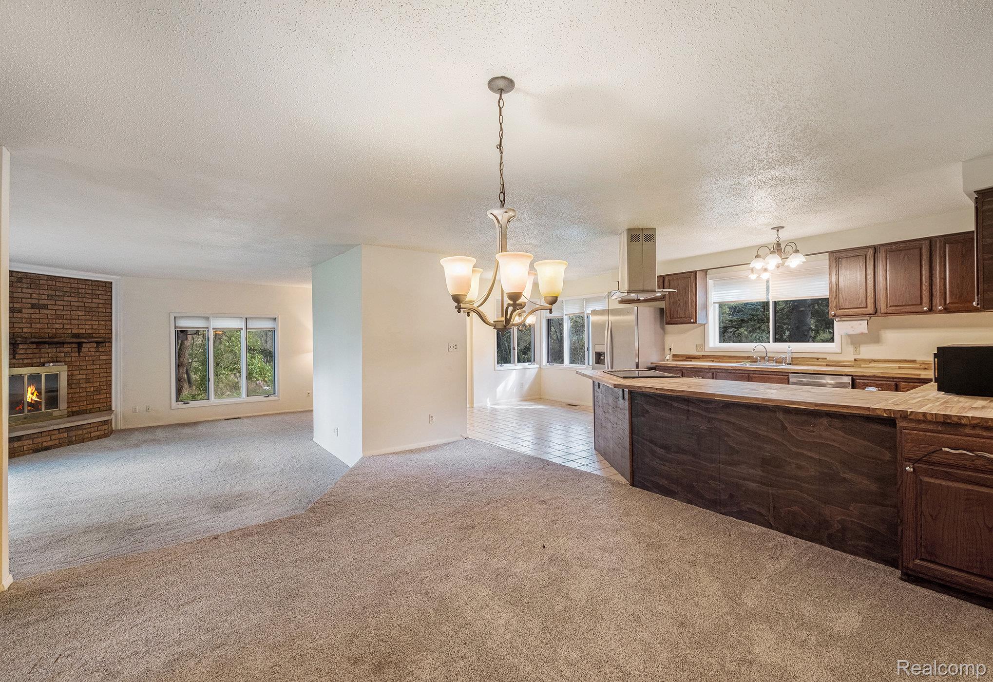 12345 Alcoy Drive