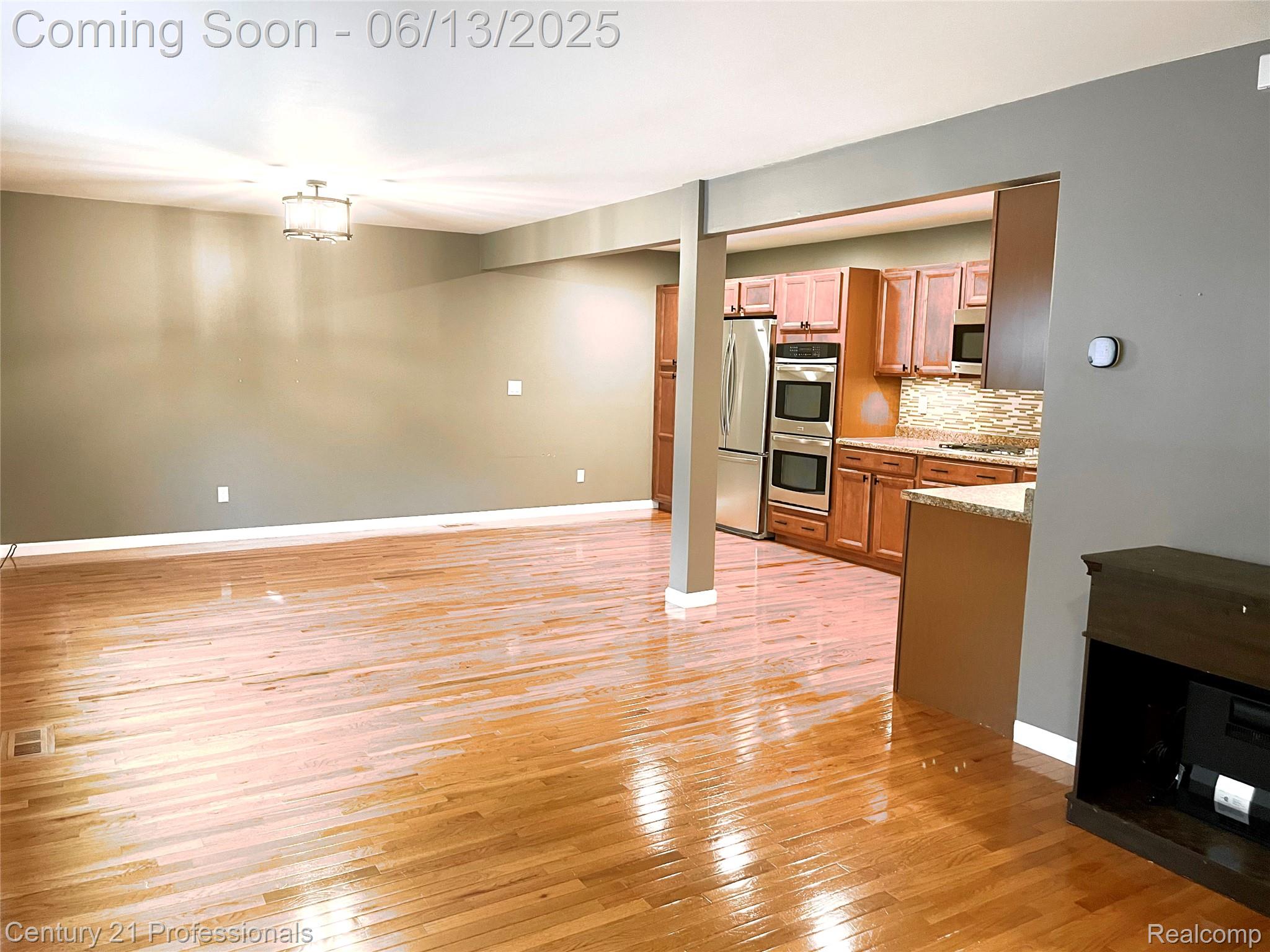 44416 Newburyport Drive