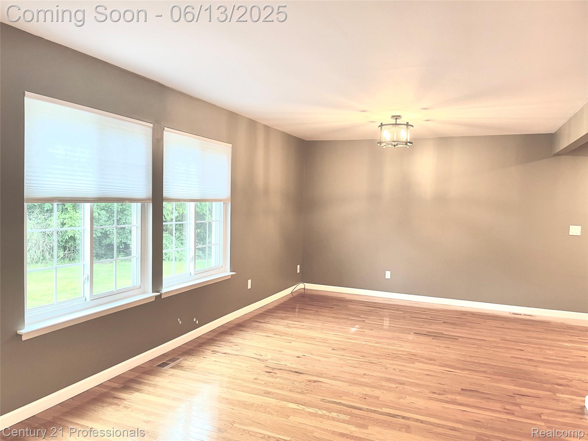 44416 Newburyport Drive