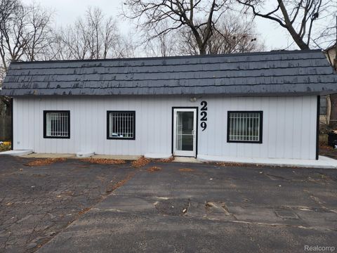 229 W CESAR E CHAVEZ Avenue Lansing City MI 48906