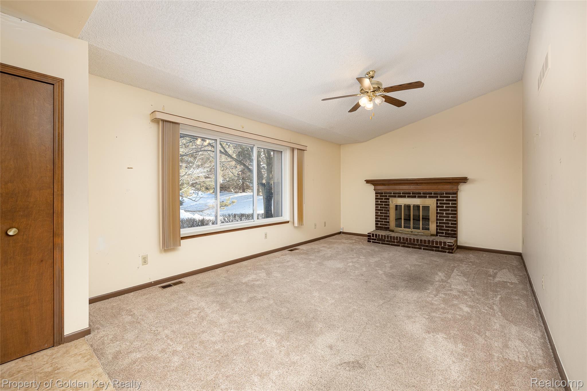 37432 N Laurel Park Drive 22