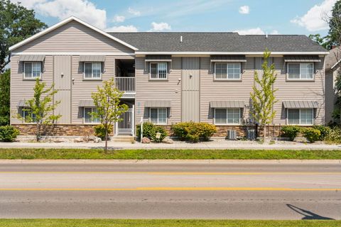 Photo of 619 E Eighth Street, Traverse City City, MI 49686 (MLS # 78080062321)