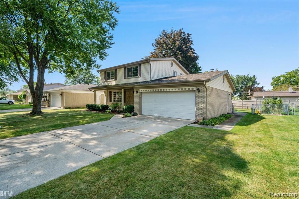 32229 Cambridge Drive