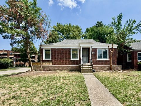 Photo of 4738 Cadieux Road, Detroit City, MI 48224 (MLS # 20251043122)