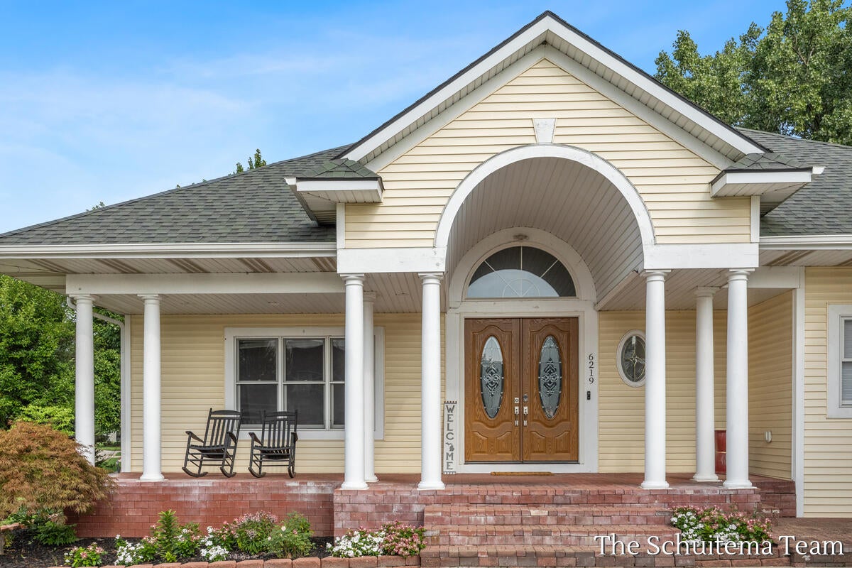 6219 Walton Heath Drive