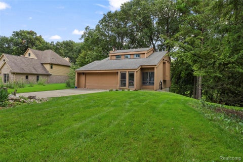 Photo for 20 Lakeview Drive
