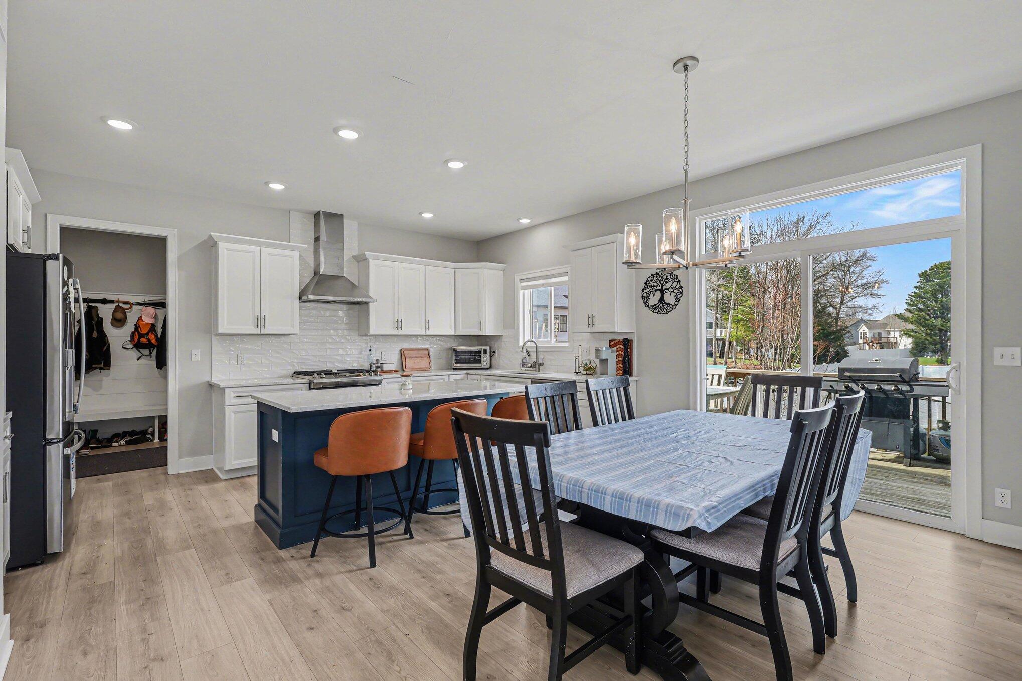 2803 Pinehill Drive