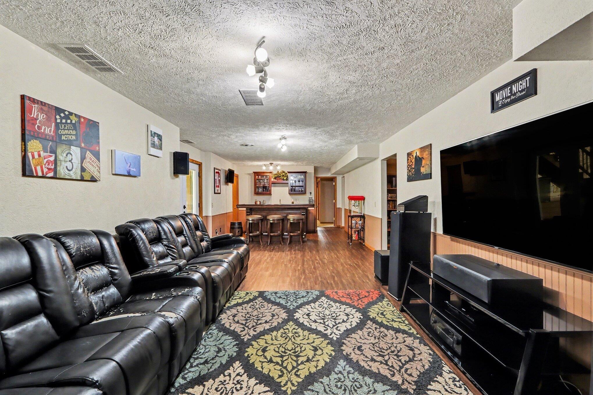 2828 W F Avenue