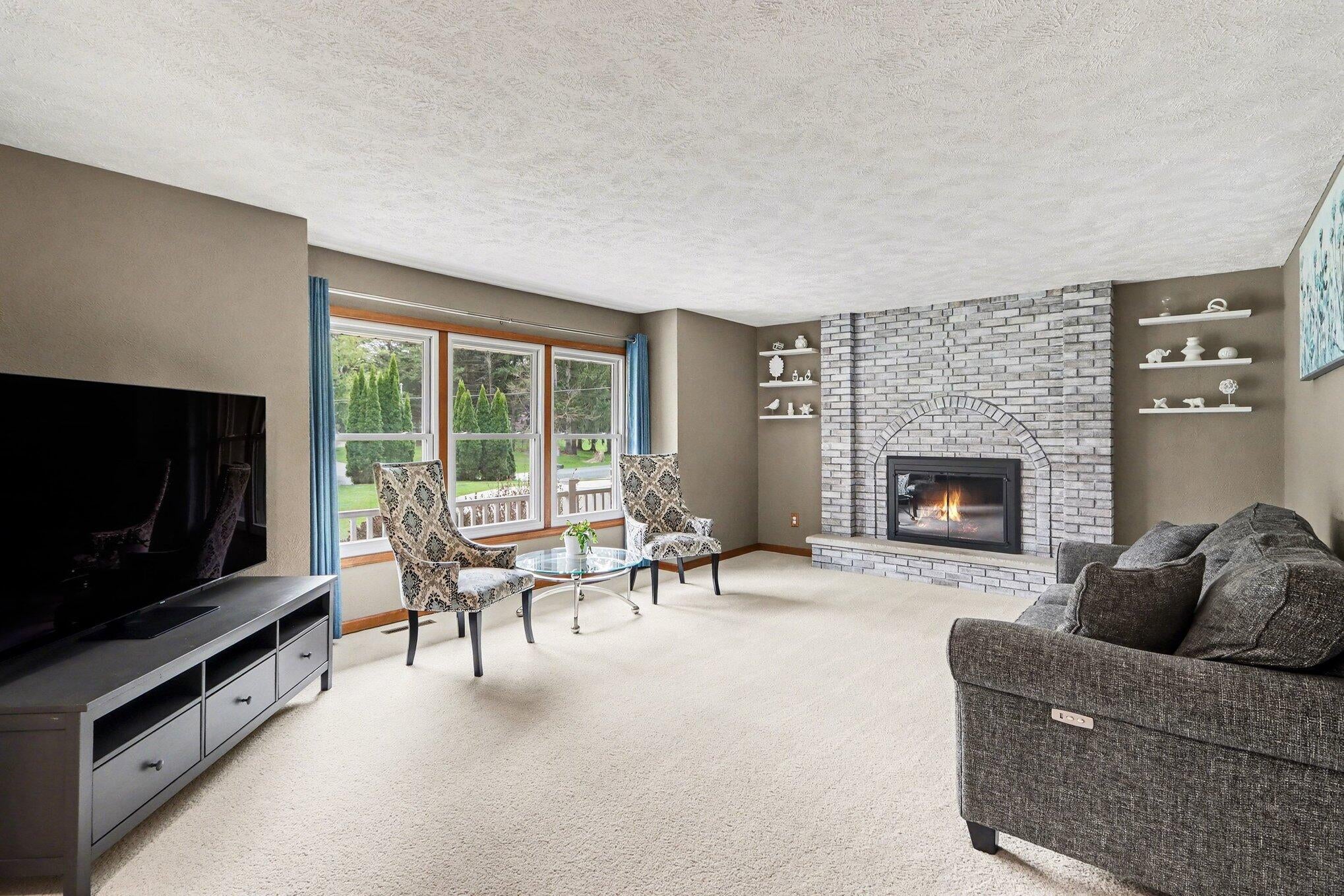 2828 W F Avenue