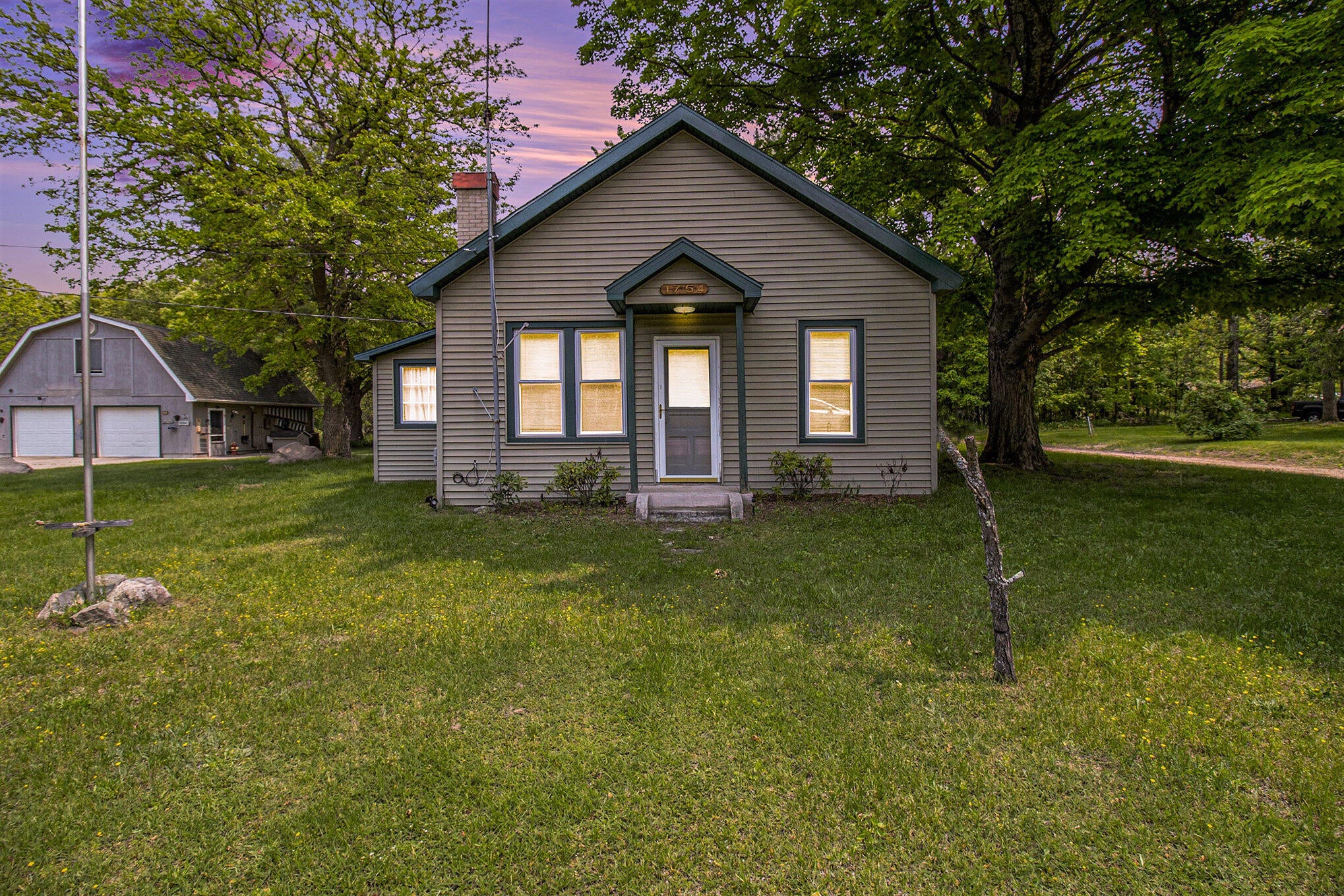 1754 Maggie Street