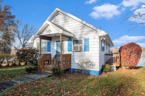 24998 Lake Shore Drive Wayne Township MI 49047