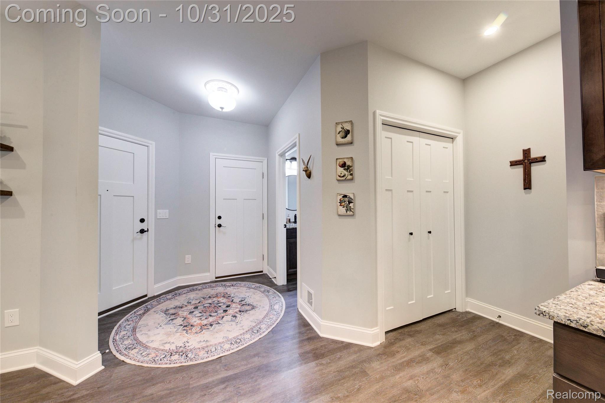 5904 Woodruff View Drive