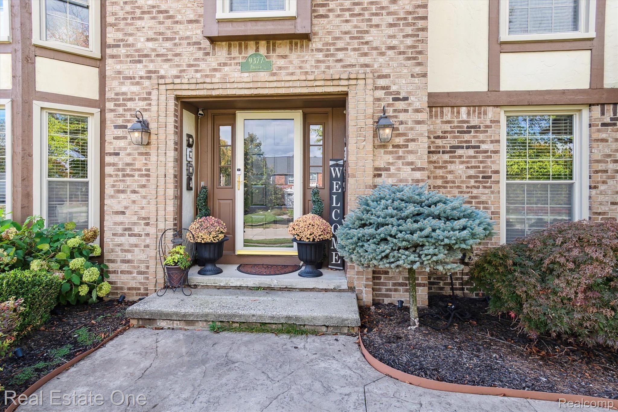 9377 Pineview Drive