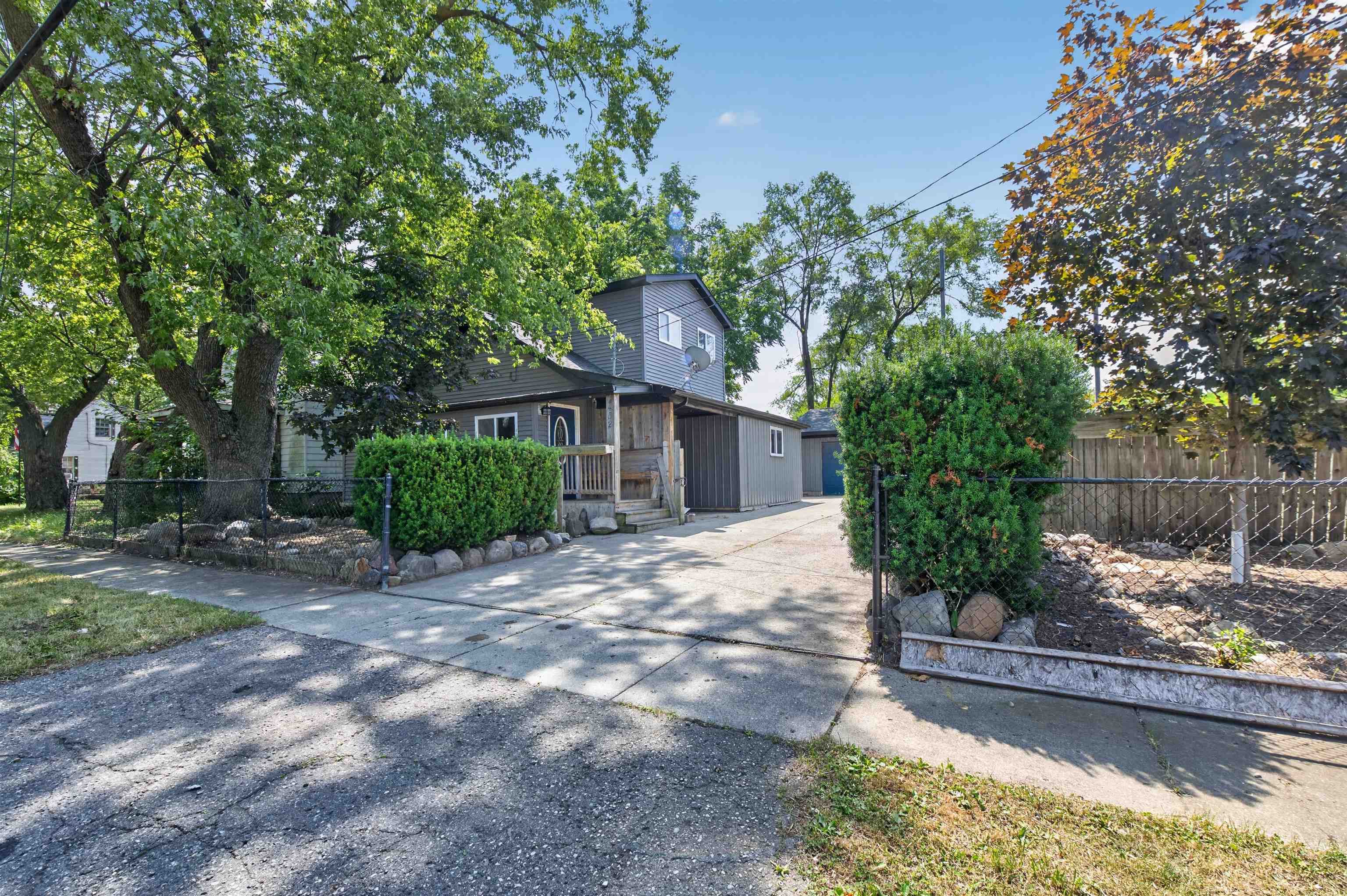 1452 Kenneth Street
