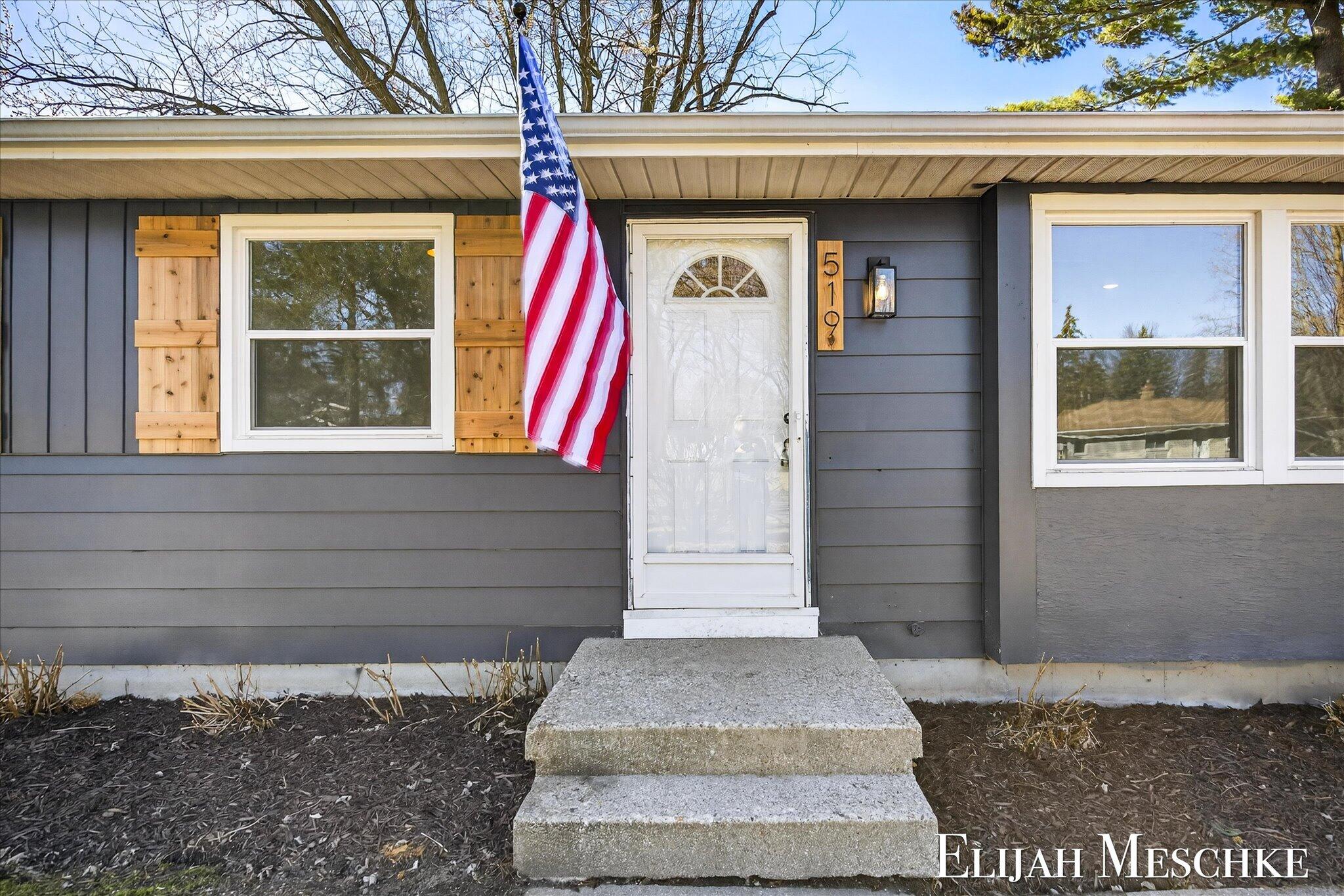 519 Faircrest Avenue NW