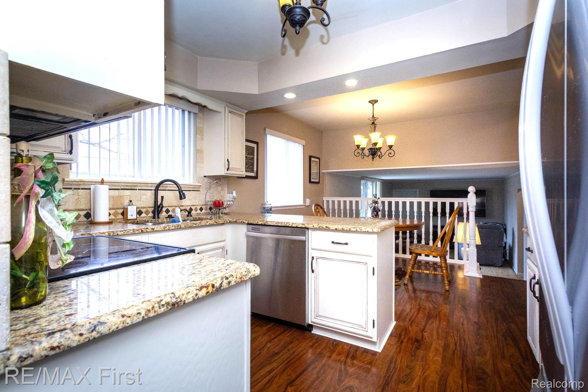 11432 Meadowbrook Drive