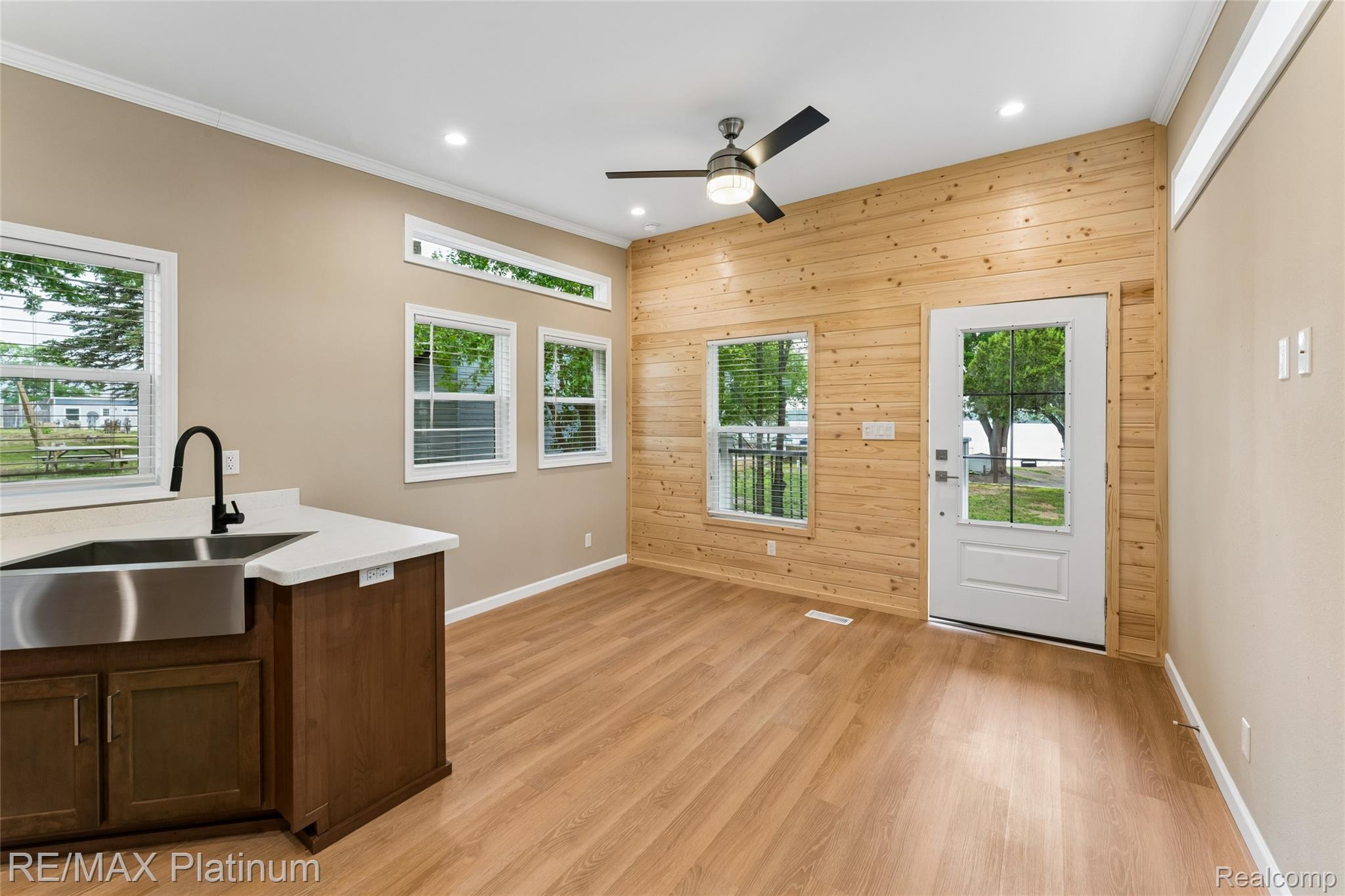 29 Retreat Way