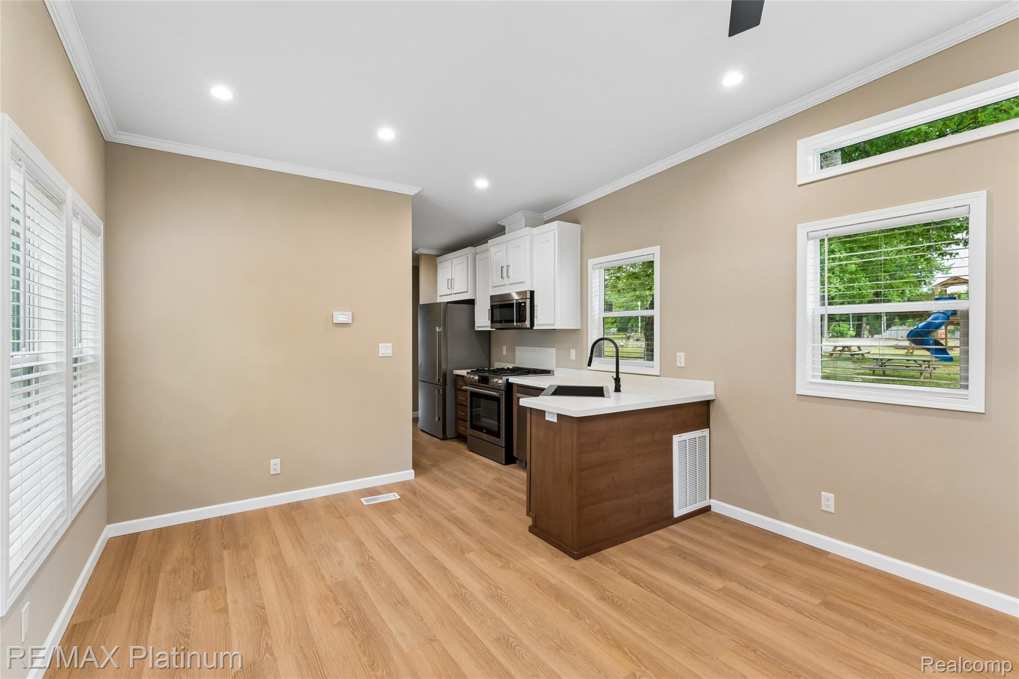 29 Retreat Way