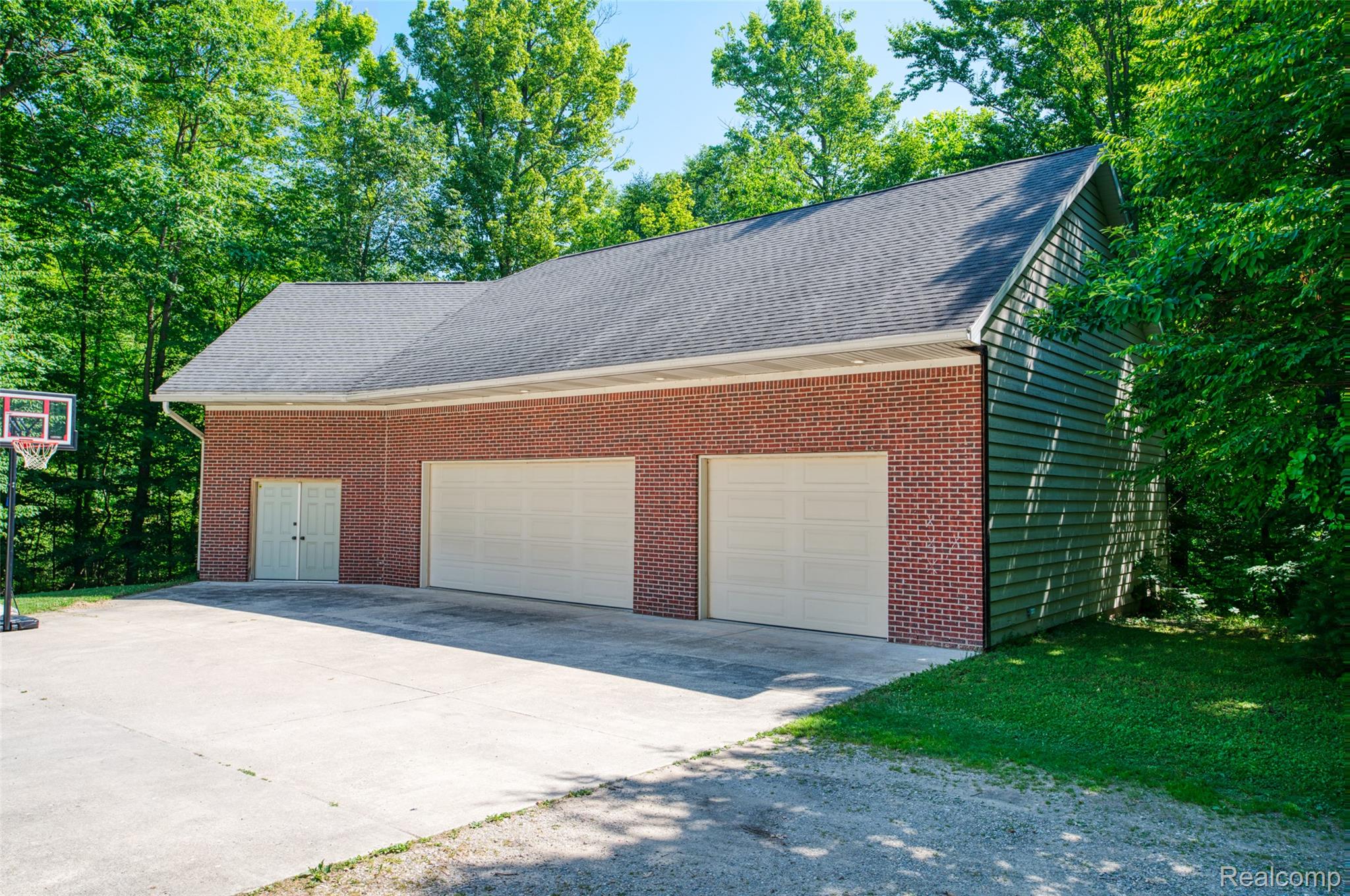 2280 Bullard Road