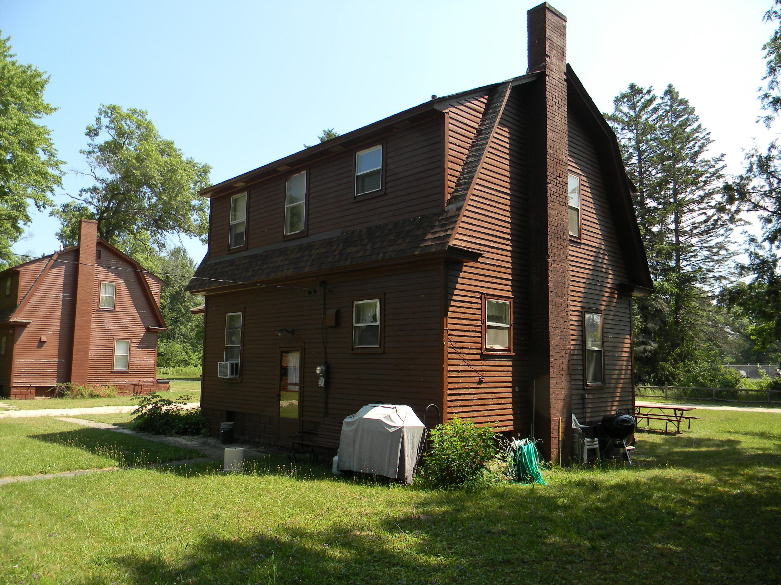 1306 N Tippy Dam Road