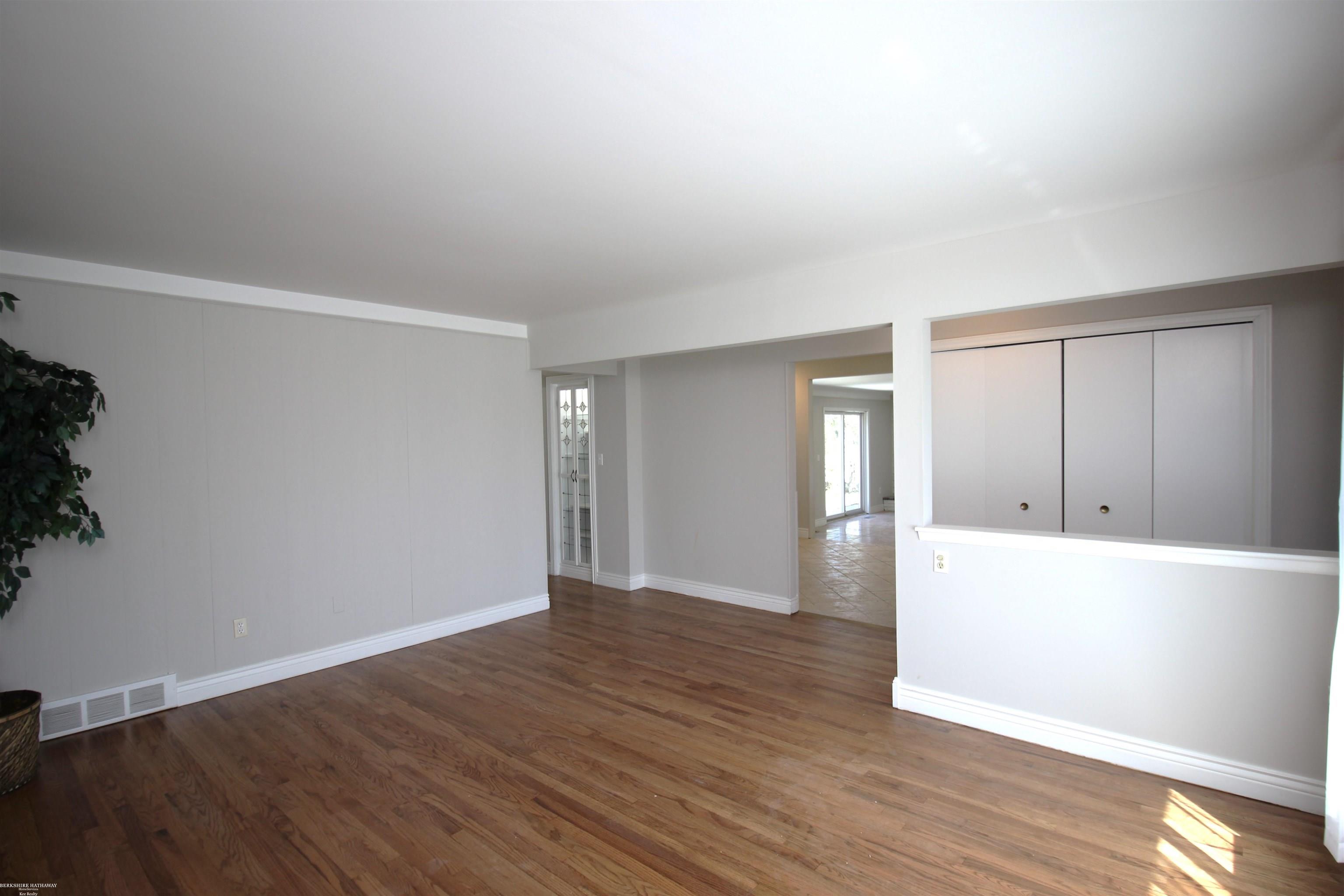 27429 Virginia Drive